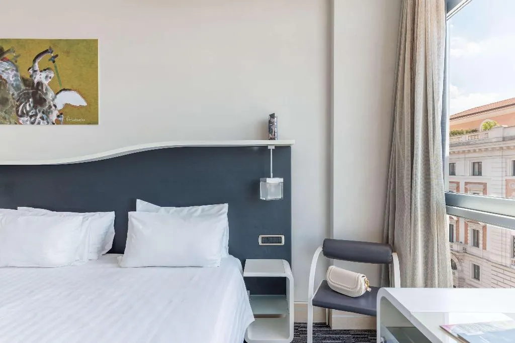 DOUBLE KING SIZE BED Room, Best Western Premier Hotel Royal Santina, Rome