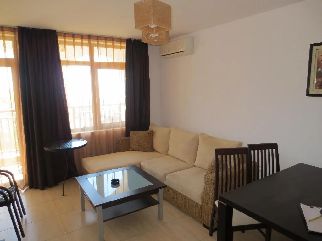 Room, Etara III, Bourgas