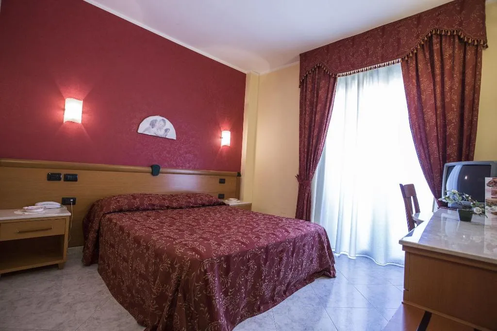 Room, Hotel Miramare, Naples