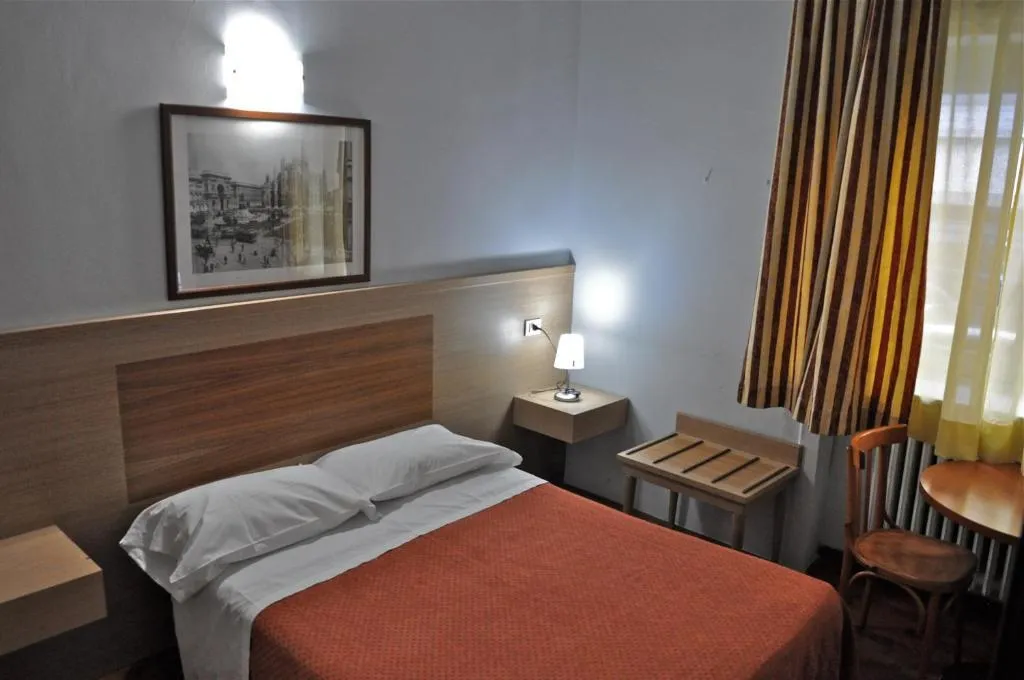 DOUBLE STANDARD Room, Hotel Dover, Milan