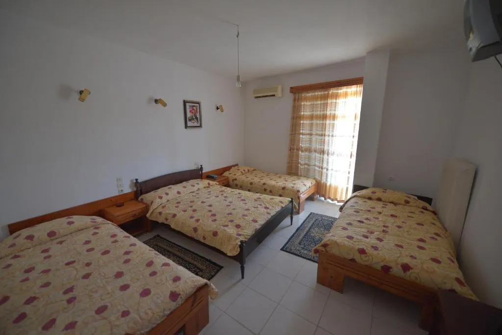 FAMILY ROOM CAPACITY 5 Room, Olympic Torch, Kalamata