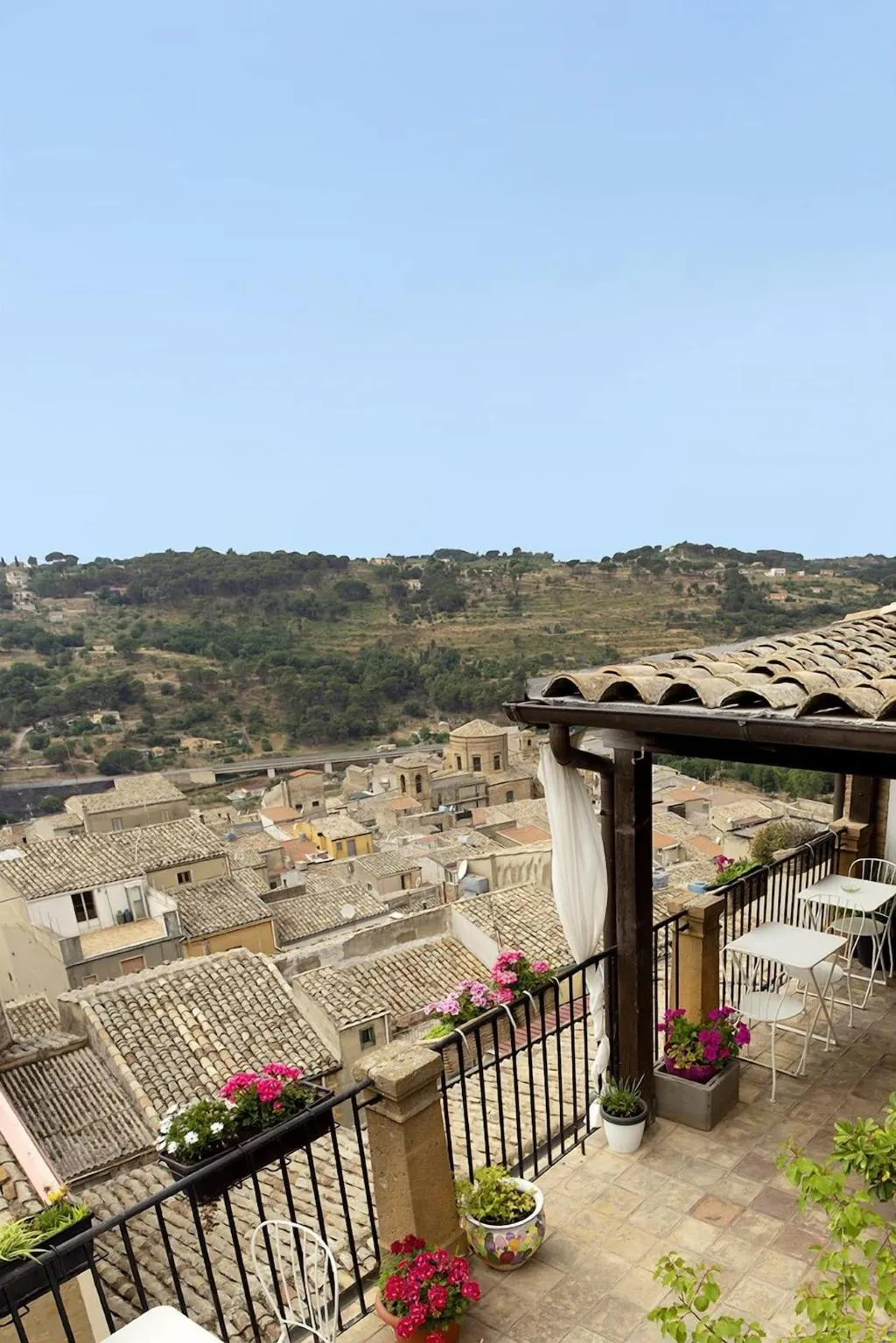 General view, Suite d'autore, Palermo