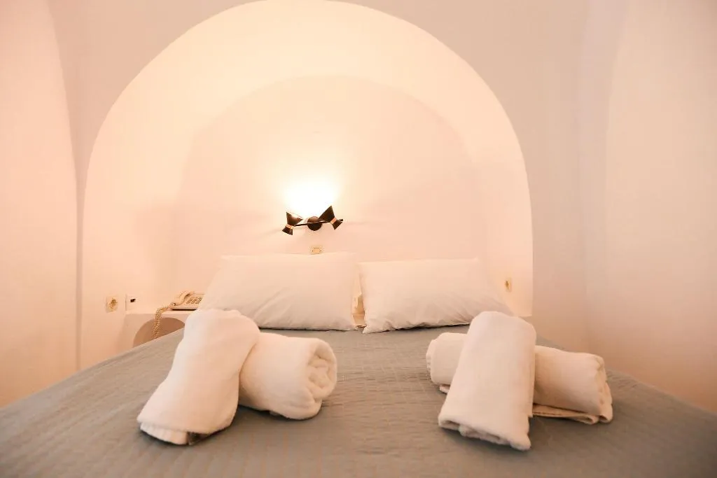 Room, Ilioperato Traditional Apartments, Santorini