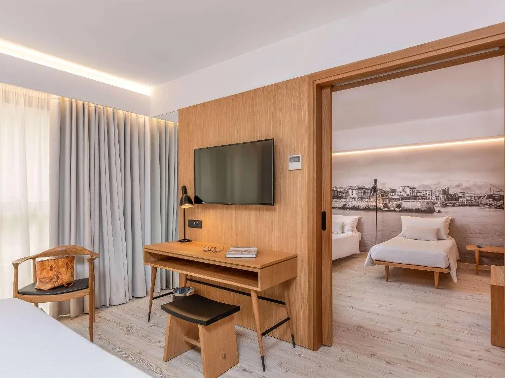 FAMILY ROOM STANDARD Room, Ibis Styles Heraklion Central, Crete