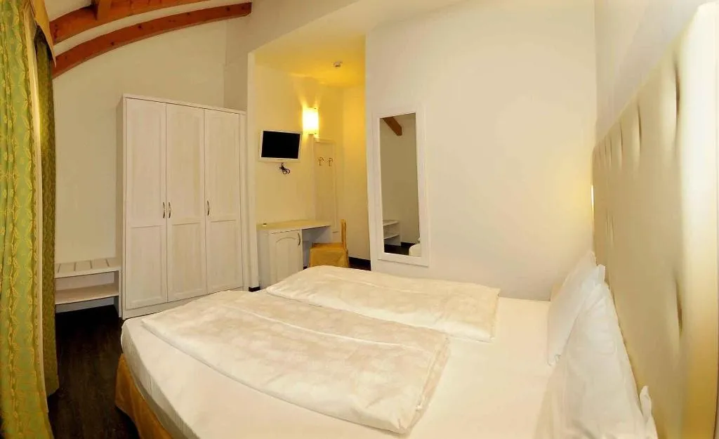 Room, Alpen Hotel Eghel, Venice