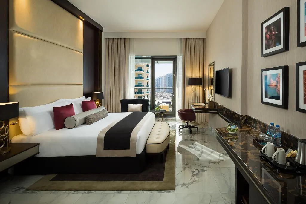 DOUBLE DELUXE WITH BALCONY Room, Millennium Place Dubai Marina, Dubai