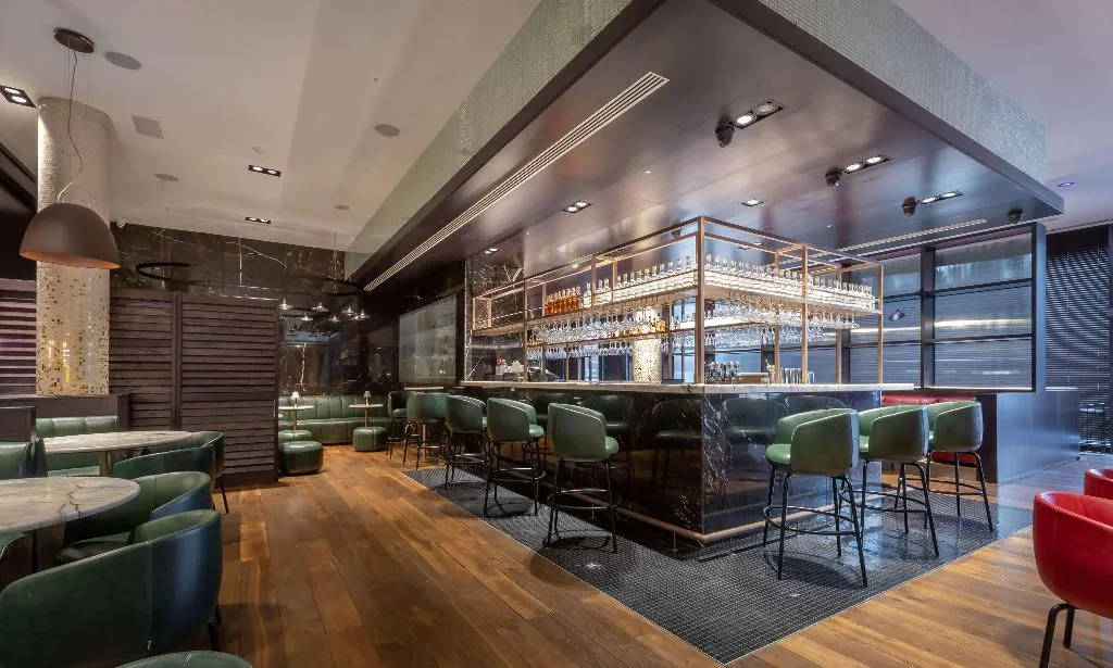 Bar, Radisson Blu Royal Hotel, Dublin, Dublin