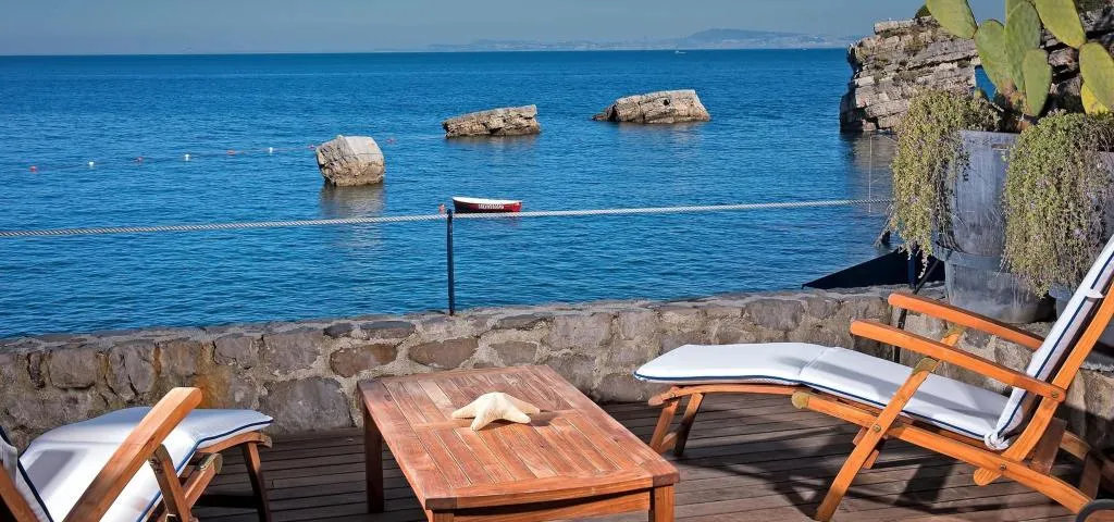 Terrace, Capo La Gala Hotel & Wellness, Naples