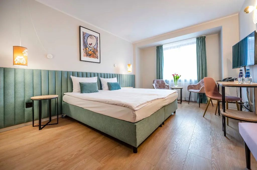 DOUBLE SINGLE USE DELUXE Room, Hotel H12, Krakow