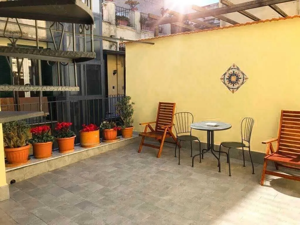 Terrace, DayBreak B&B, Naples