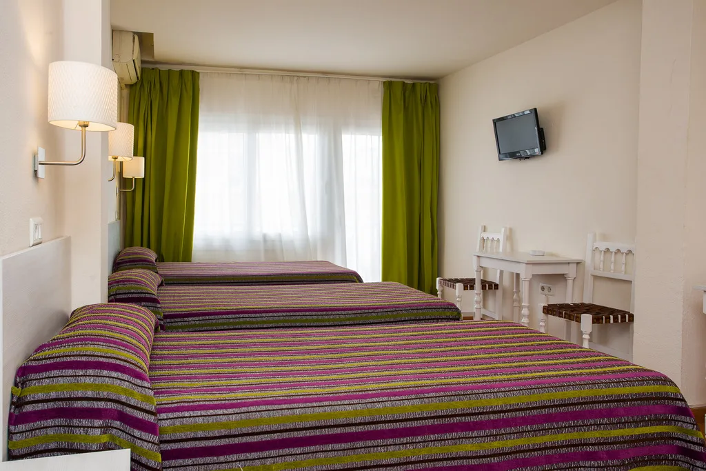 TRIPLE STANDARD Room, Sol y Miel, Costa Del Sol