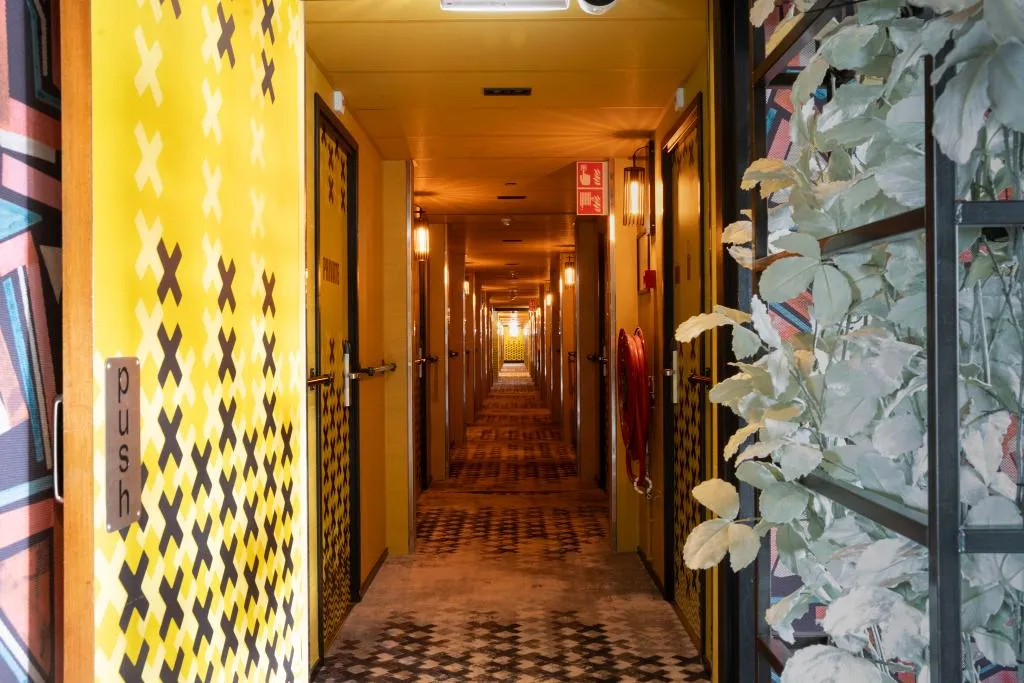 Lobby, Botel, Amsterdam