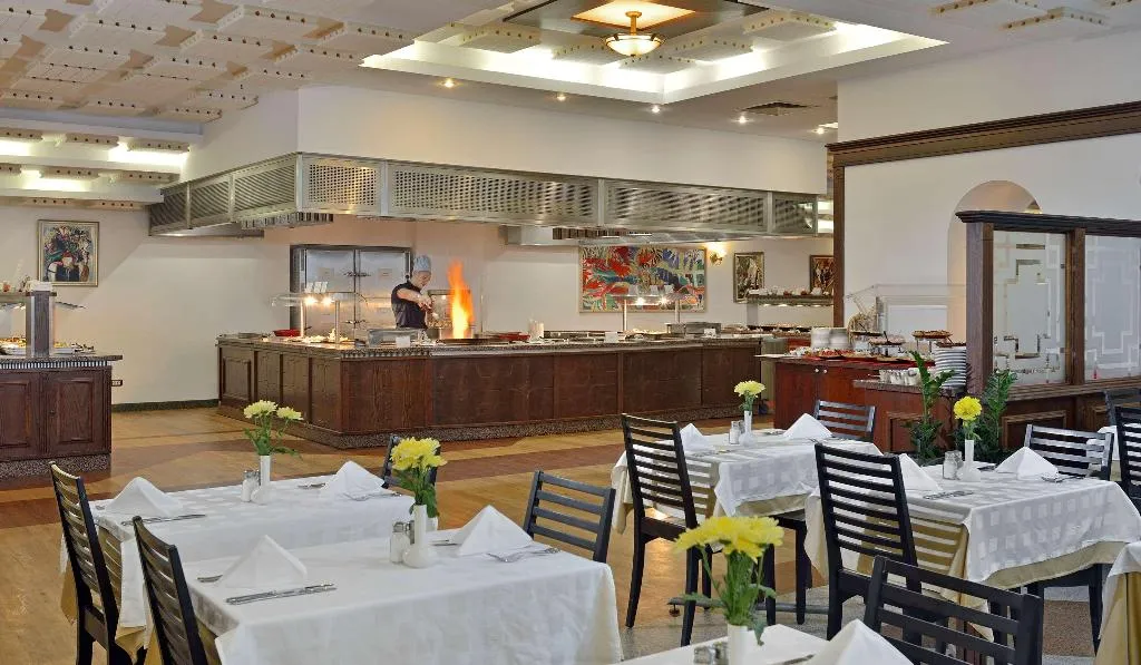 Restaurant, Melia Grand Hermitage, Varna