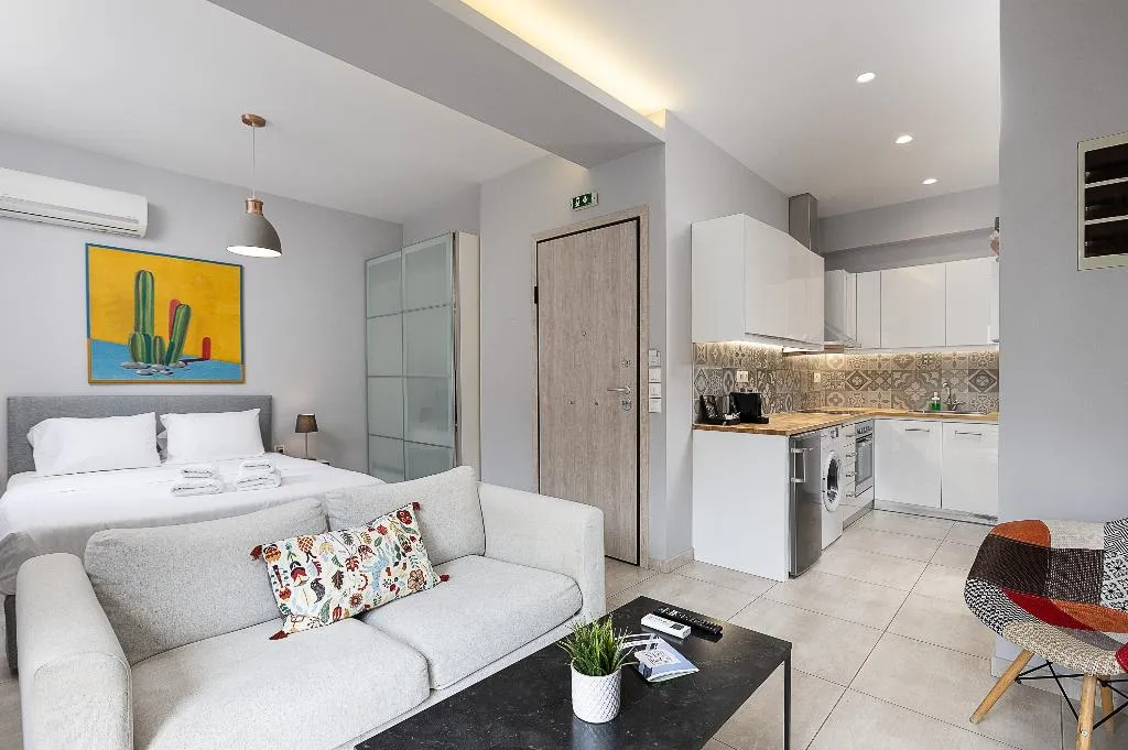 DOUBLE SUPERIOR WITH TERRACE Room, Omnia Pagrati Apartments, Athens