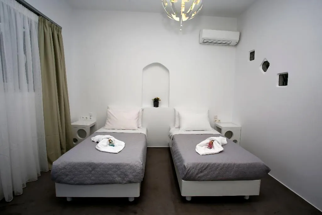 SUITE SEA VIEW CAPACITY 3 Room, Karma Suites, Mykonos