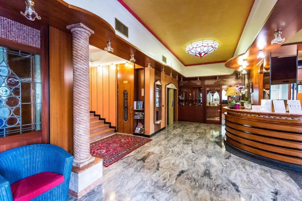Lobby, Brioni Mare, Venice