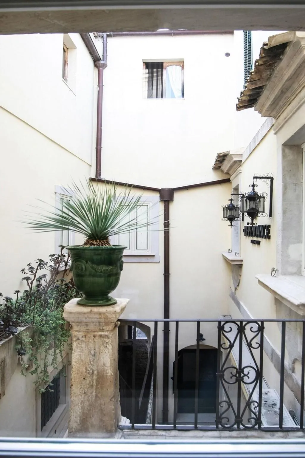 General view, La Dépendance Hotel, Catania