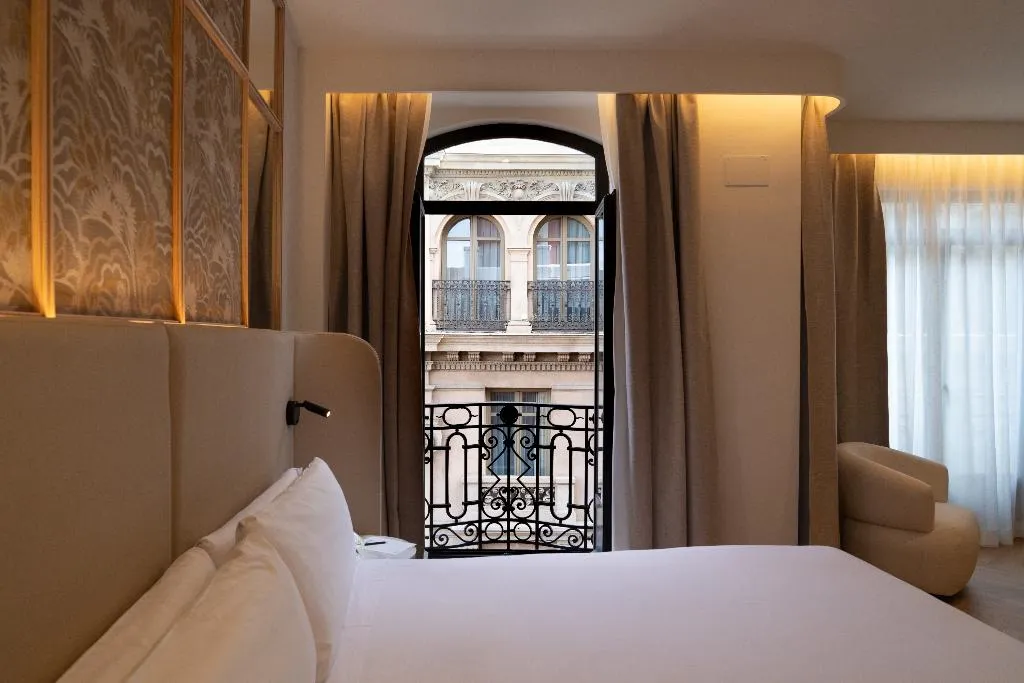QUADRUPLE STANDARD Room, Petit Palace Chueca, Madrid