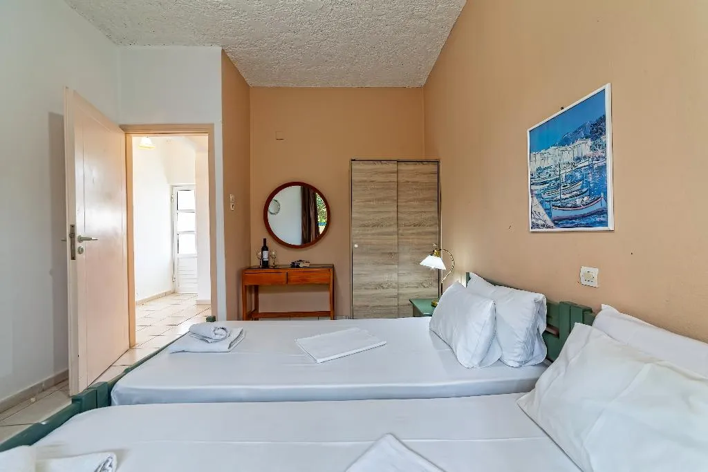 APARTMENT CAPACITY 4 Room, Blue Dream Hotel, Crete