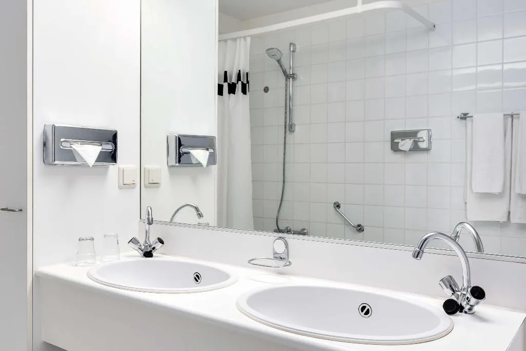 Room, NH Zandvoort, Amsterdam