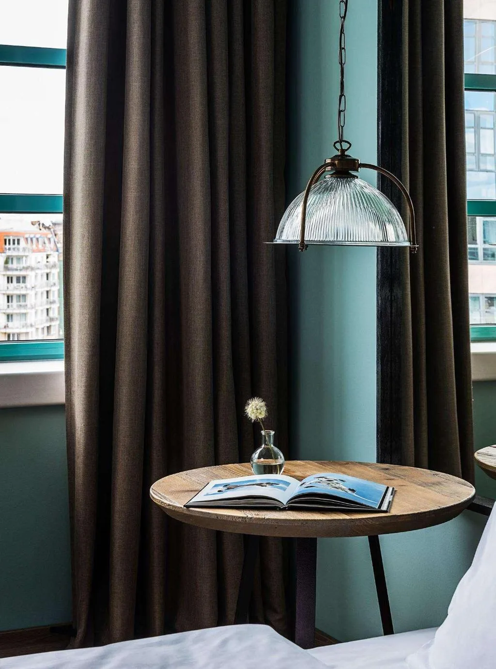 Room, Ameron Abion Spreebogen Waterside, Berlin
