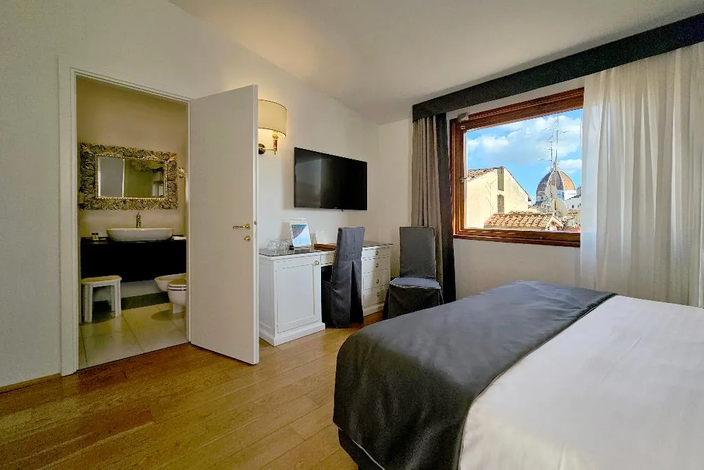 DOUBLE DELUXE Room, Atlantic Palace, Florence