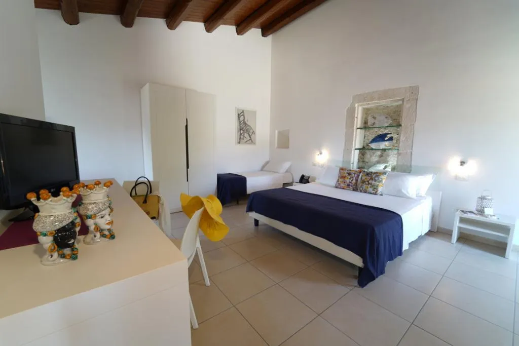 TRIPLE SUPERIOR Room, Life Hotels Kalaonda Resort, Catania
