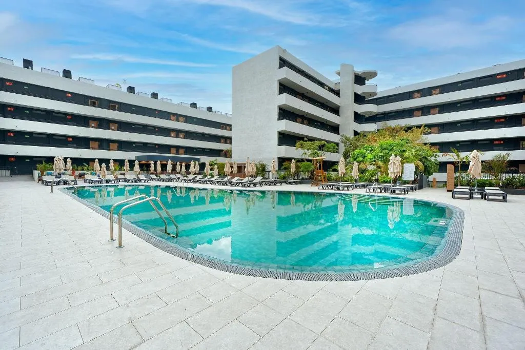 Pool, HOVIMA Suites Costa Adeje, Tenerife
