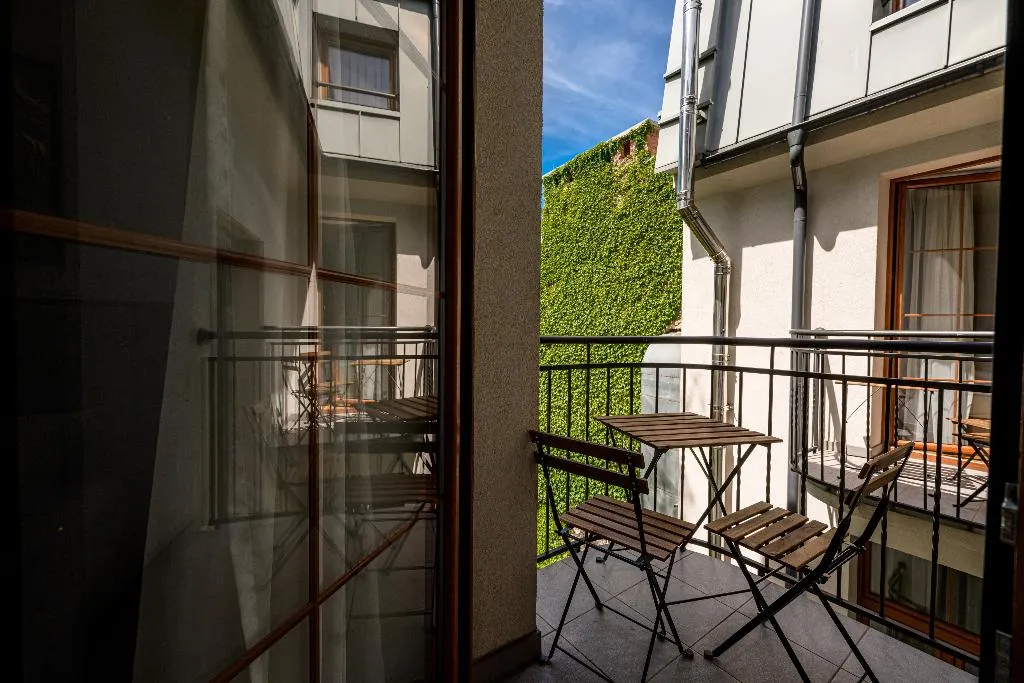 DOUBLE DELUXE WITH BALCONY Room, On/set Aparthotel, Krakow