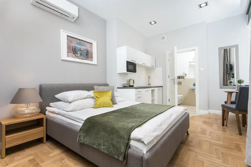 DOUBLE STANDARD Room, Venetian House Market Square Aparthotel, Krakow