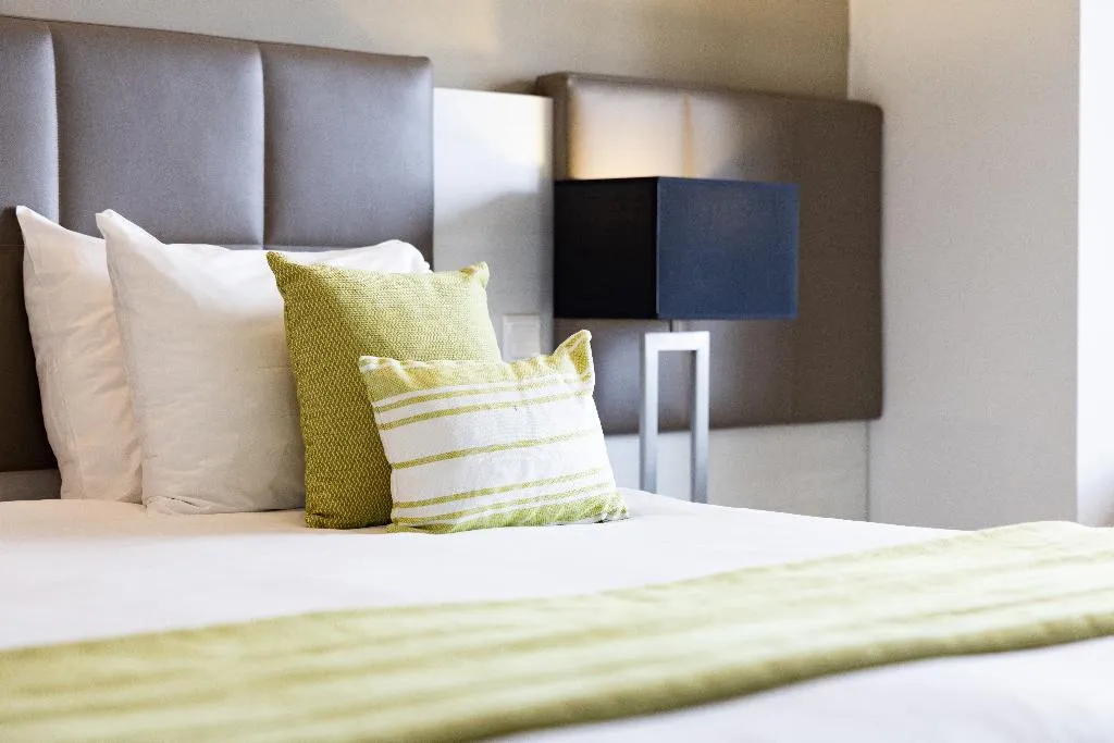 SINGLE PARTIAL SEA VIEW Room, Salini Resort, Malta