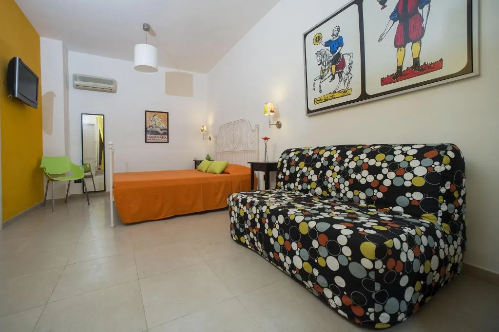 Room, Zammu Bed And Breakfast, Palermo
