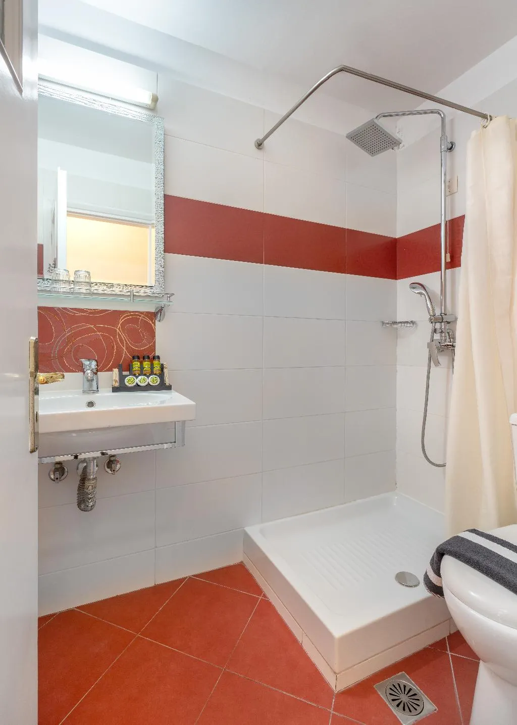 TRIPLE STANDARD Room, Attalos Hotel, Athens
