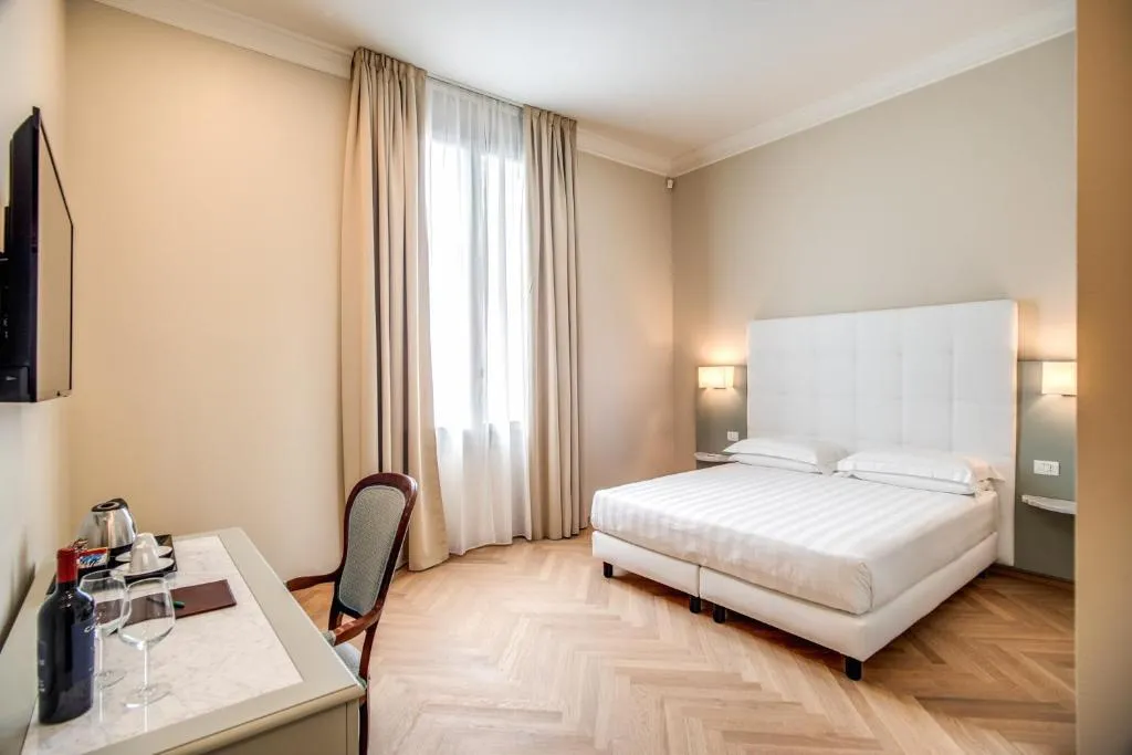 TRIPLE STANDARD Room, Ariele, Florence