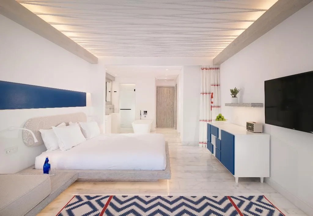 TRIPLE STANDARD Room, Mykonos Riviera Hotel & Spa, Mykonos