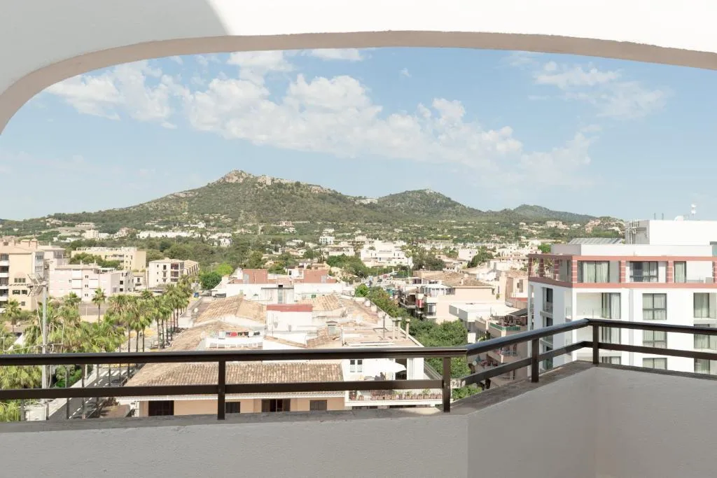APARTMENT ONE BEDROOM Room, R2 Cala Millor, Majorca