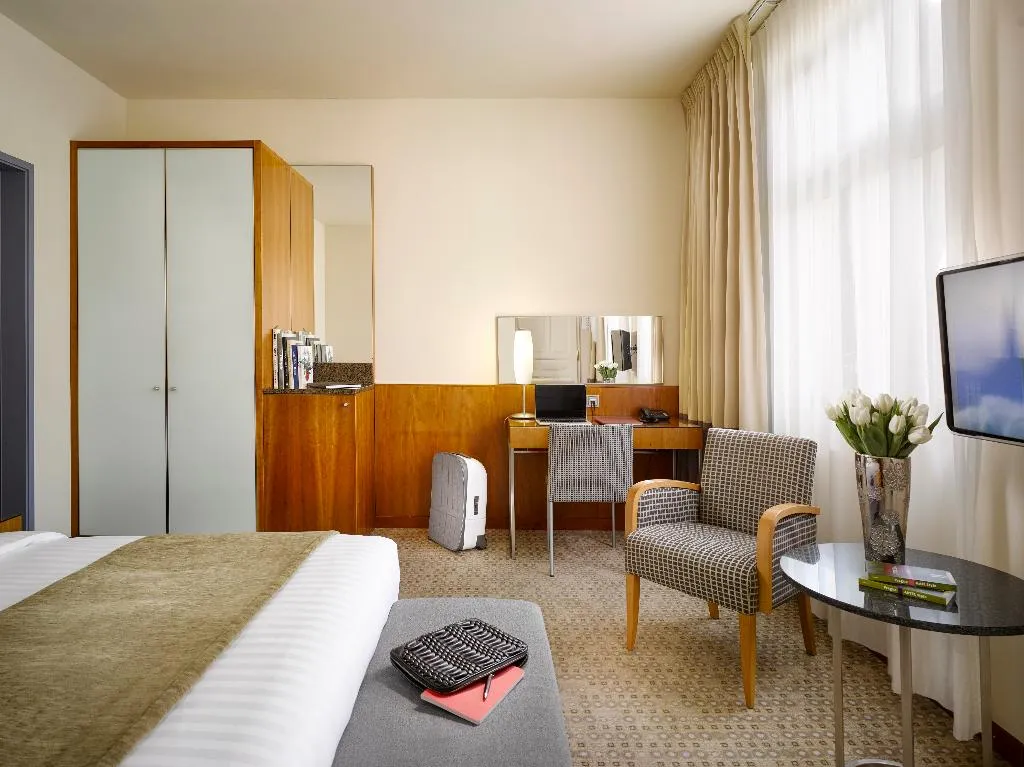 DOUBLE STANDARD Room, K+K Hotel Central, Prague