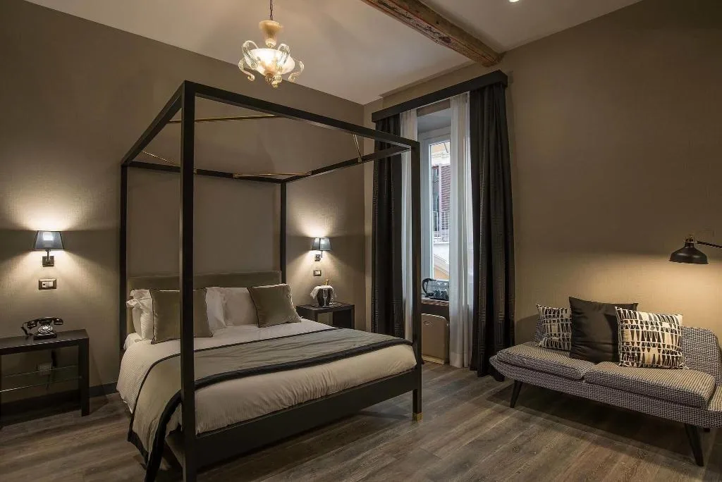 DOUBLE DELUXE QUEEN BED Room, Colonna Suite Del Corso, Rome
