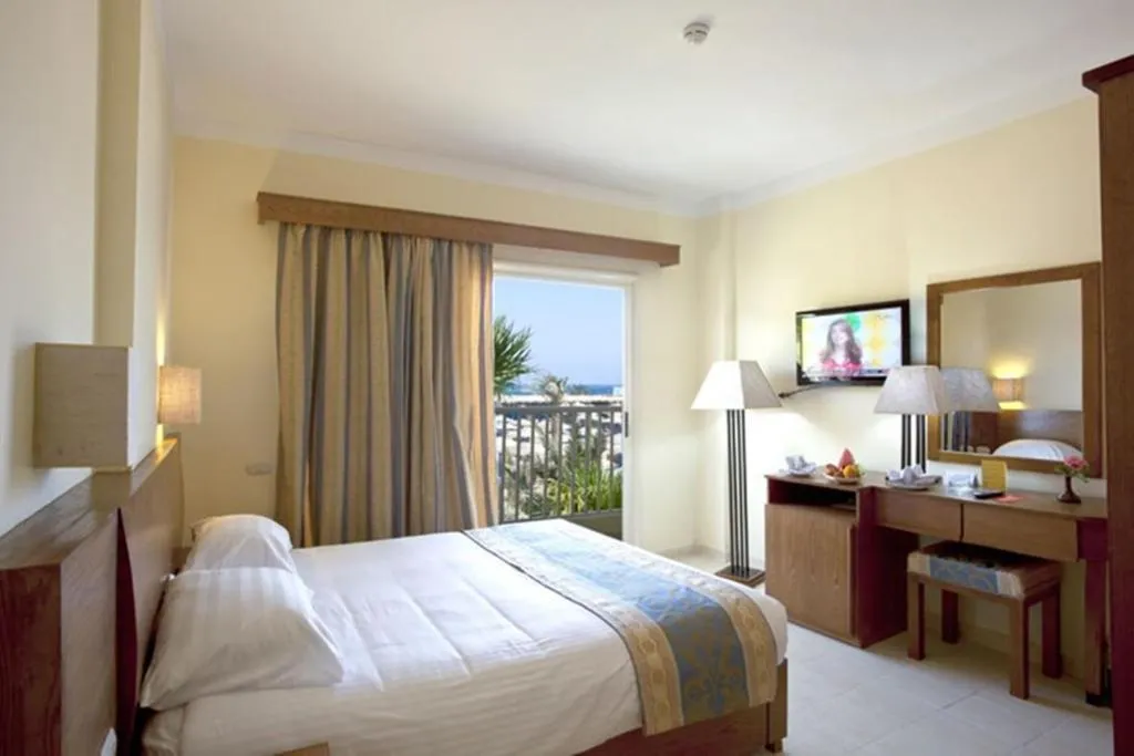 SINGLE SEA VIEW Room, Empire Beach Aqua Park, Red Sea Riviera