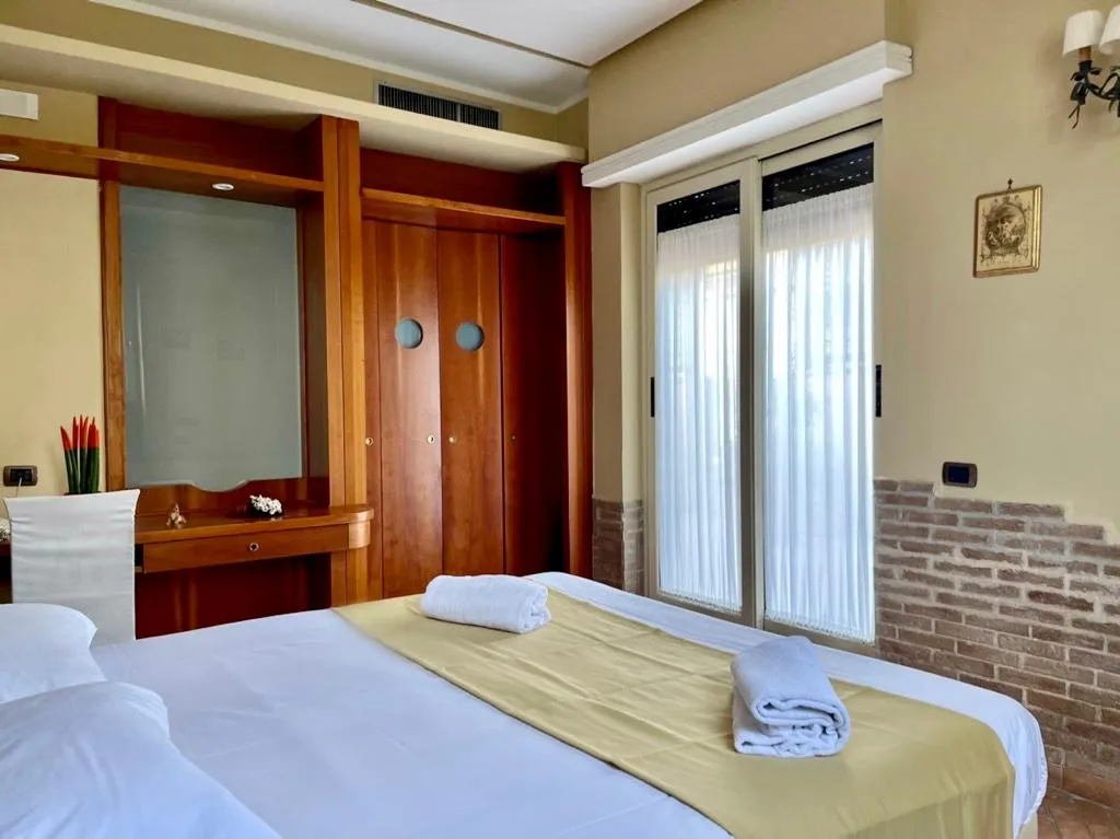 SUITE EXECUTIVE Room, Hotel Suite Ares, Naples