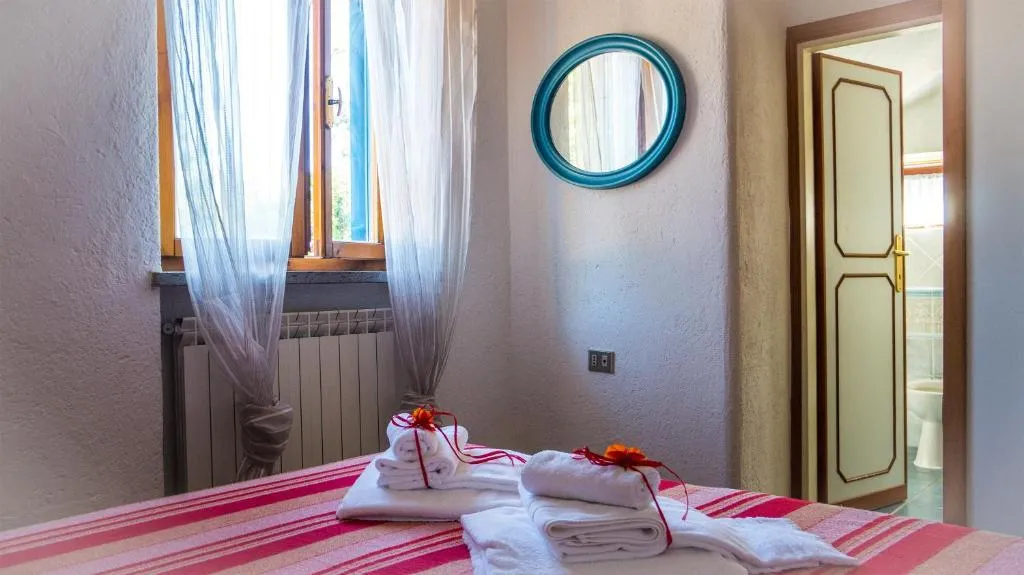 STUDIO ONE BEDROOM Room, Baia D'oro, Rome