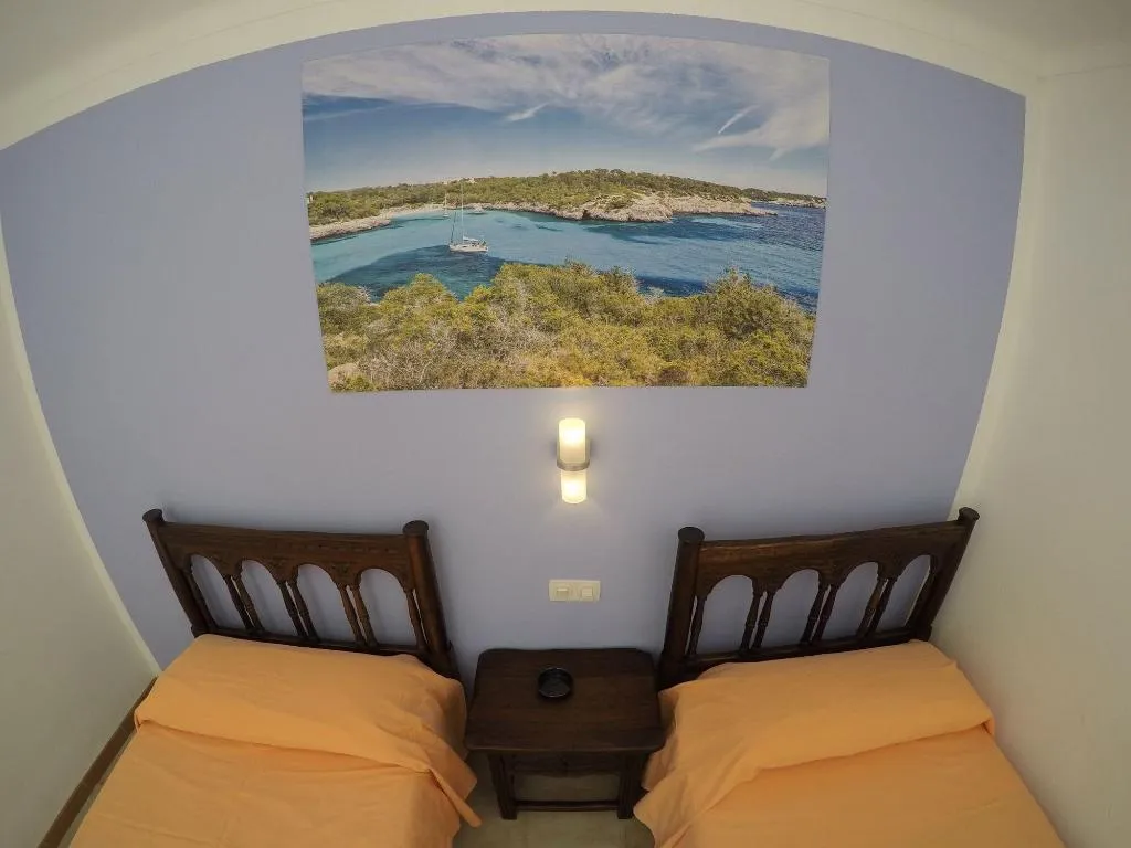 Room, Hostal Playa Cala Santanya, Majorca
