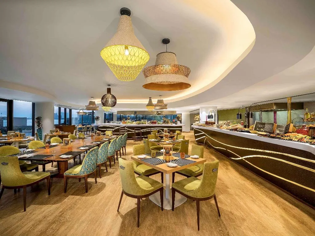 Restaurant, The Retreat Palm Dubai MGallery by Sofitel, Dubai