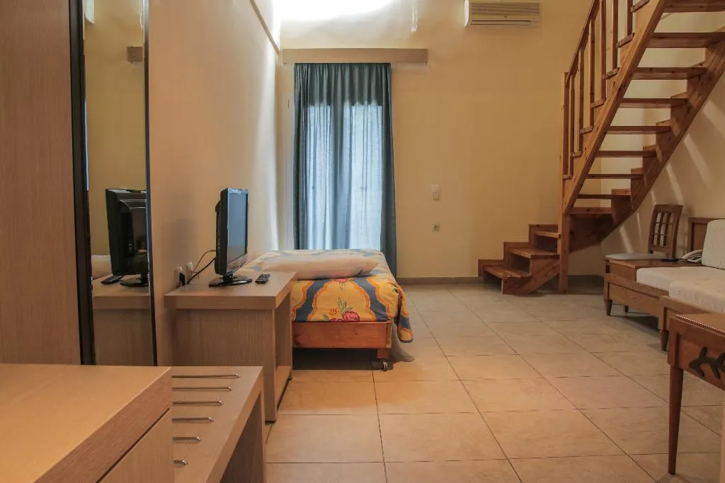 FAMILY ROOM STANDARD Room, Coral Beach, Corfu