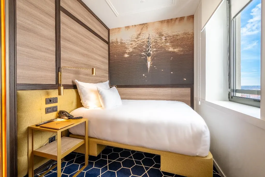 SINGLE ECONOMY Room, Pestana CR7 Gran Via, Madrid