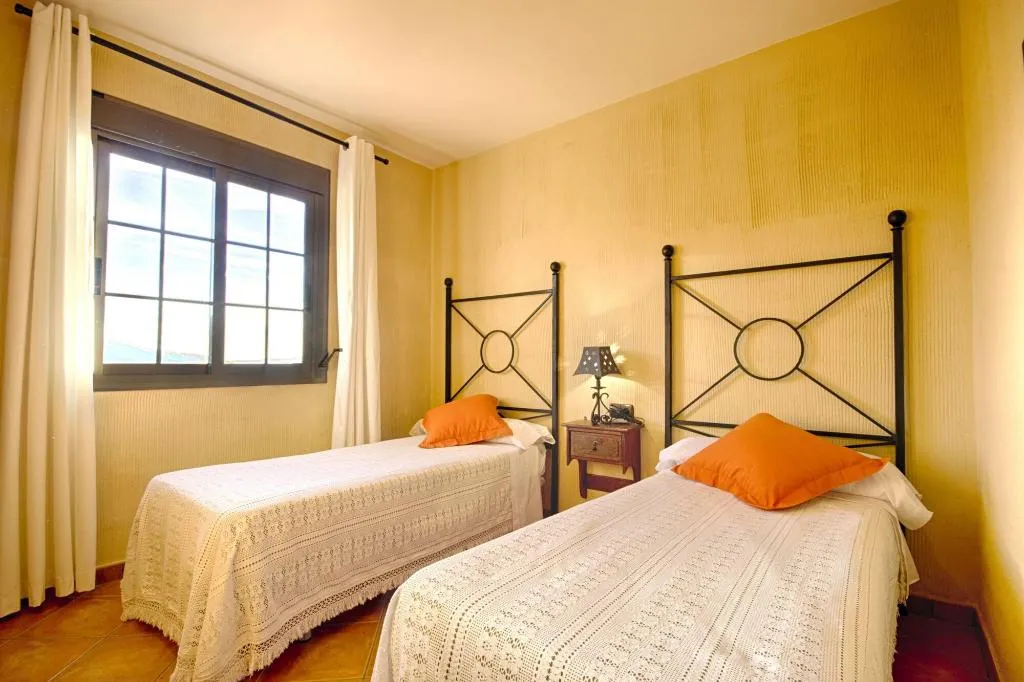 Room, Hotel Rural Sierra Tejeda, Andalucia