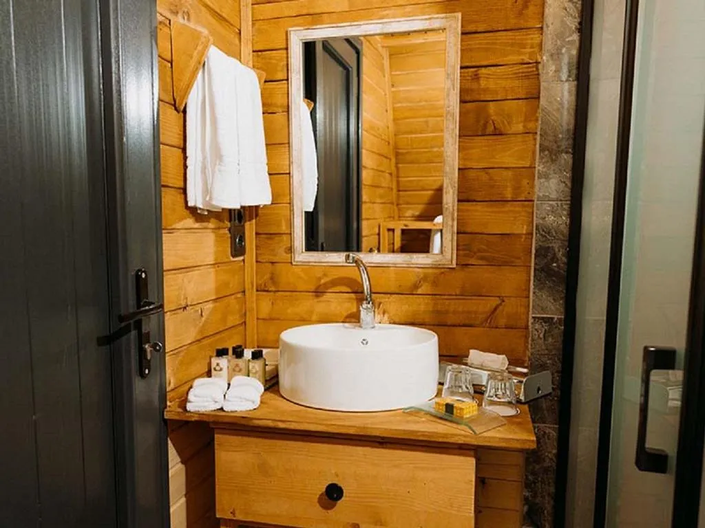 BUNGALOW SUPERIOR ONE BEDROOM Room, Doors Urla Hotel, Izmir
