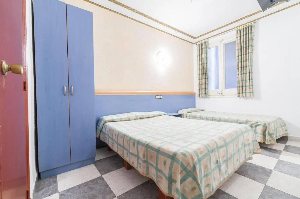 Room, Pensión Miami, Barcelona