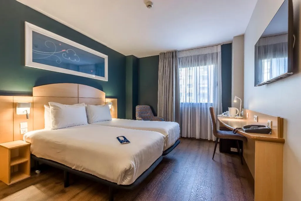 TWIN STANDARD Room, Travelodge Madrid Alcala de Henares, Madrid