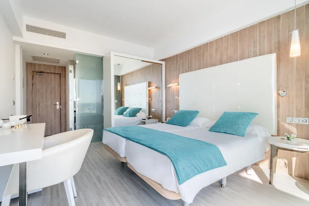 Double or Twin SEA FRONT Room, Kyrat Amarac, Majorca